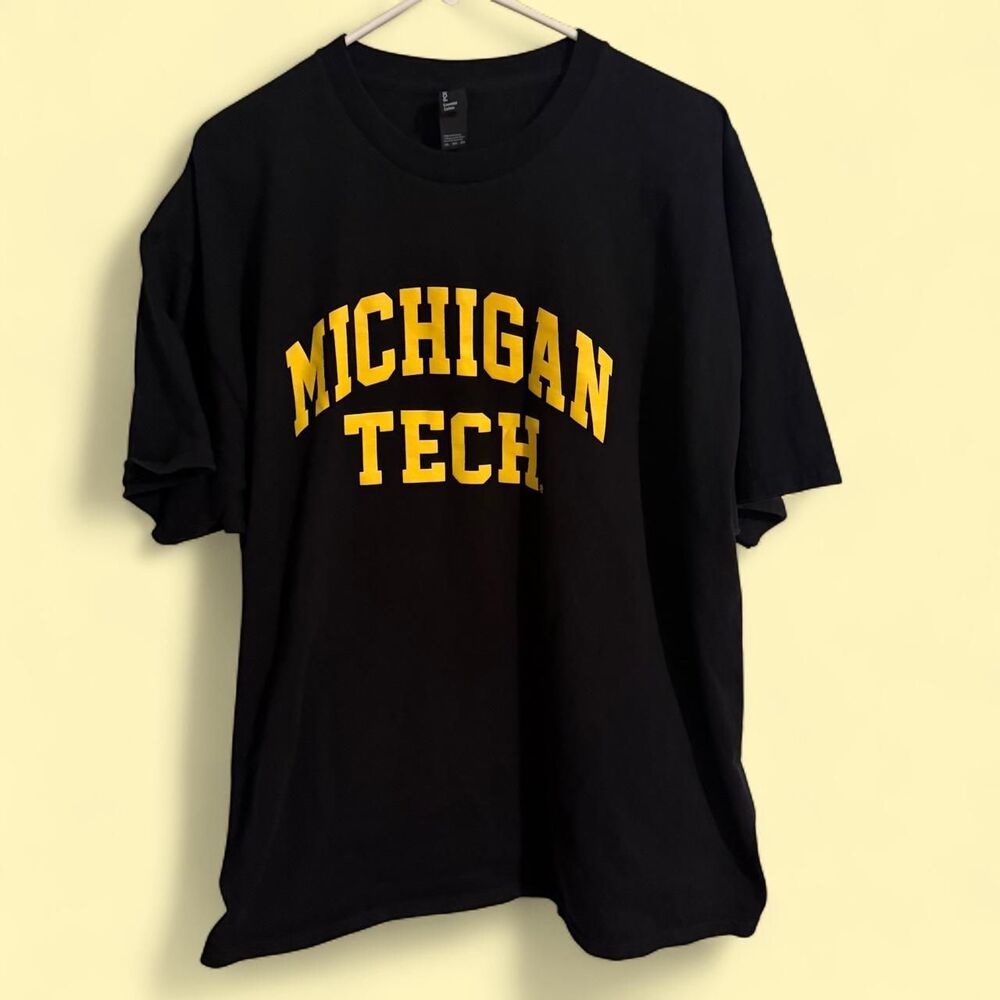 Port and Company t-shirt men 2XL black Michigan Tech university college
